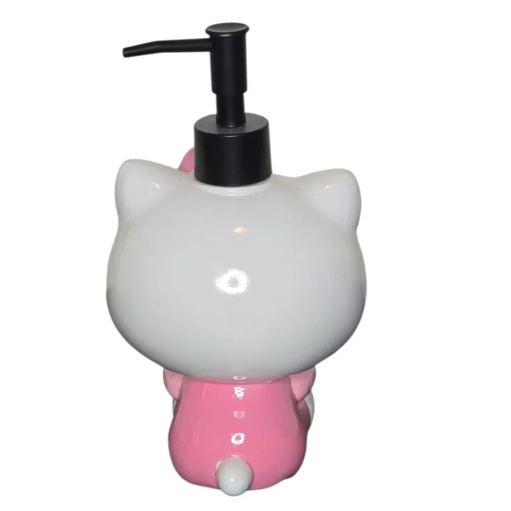 Hello Kitty 8